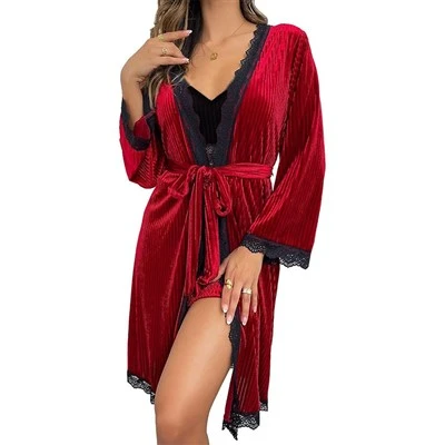 Jubah Hugh Hefner yang Seksi